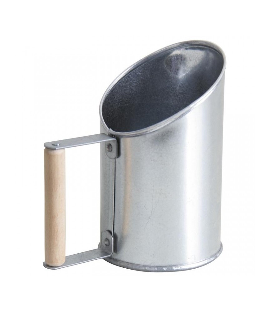 Pelle à pelets en zinc et bois - AUBRY GASPARD Pelle à pelets en zinc et bois - AUBRY GASPARD
